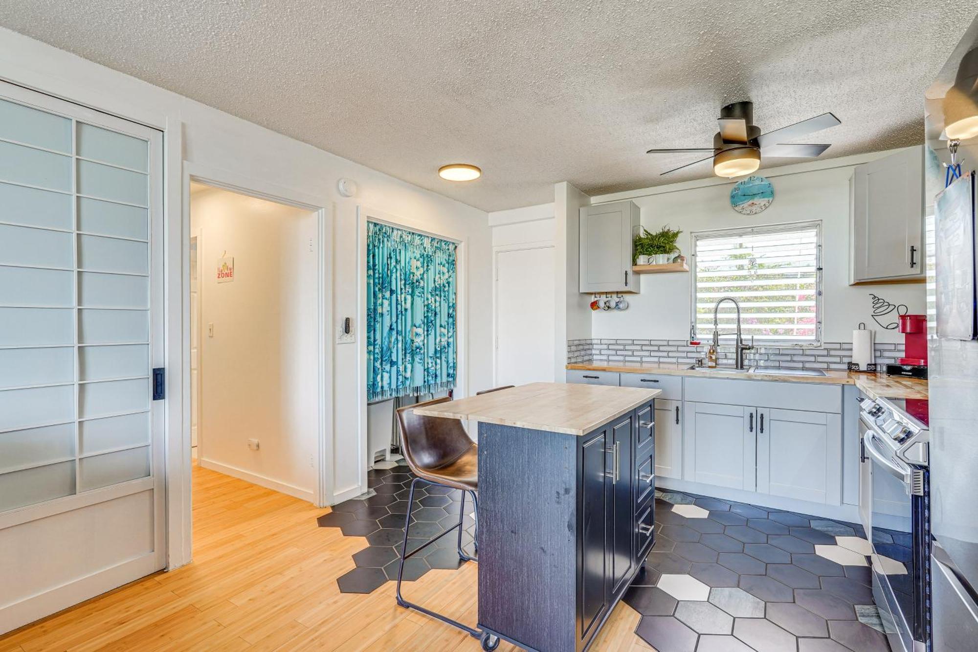 Kailua-Kona Condo With Balcony Walk To The Beach! Buitenkant foto